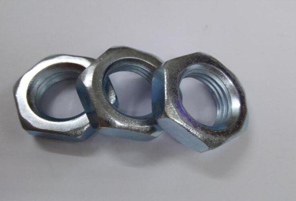 Đai ốc hexagon mỏng mạ kẽm
